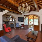 Apartment La Badia Tavarnelle Val di Pesa